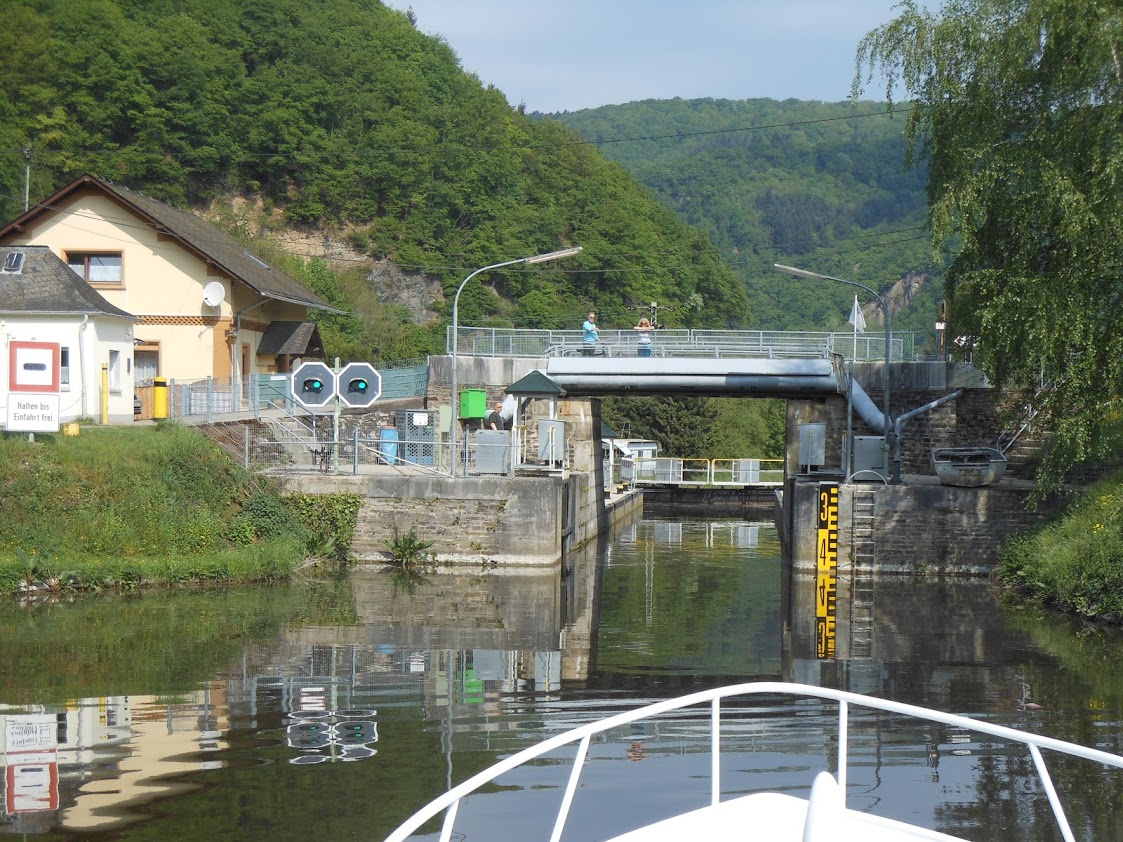 Schleusentraining an der Lahn
Schleusung Lahn